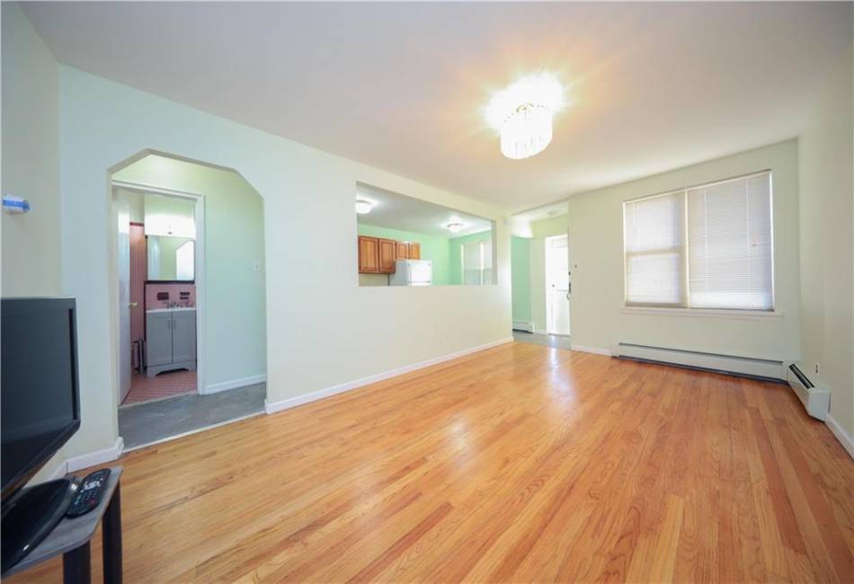 37 Bay 14th Street, Brooklyn, New York 11214, 3 Bedrooms Bedrooms, ,2 BathroomsBathrooms,Residential,For Sale,Bay 14th,487444