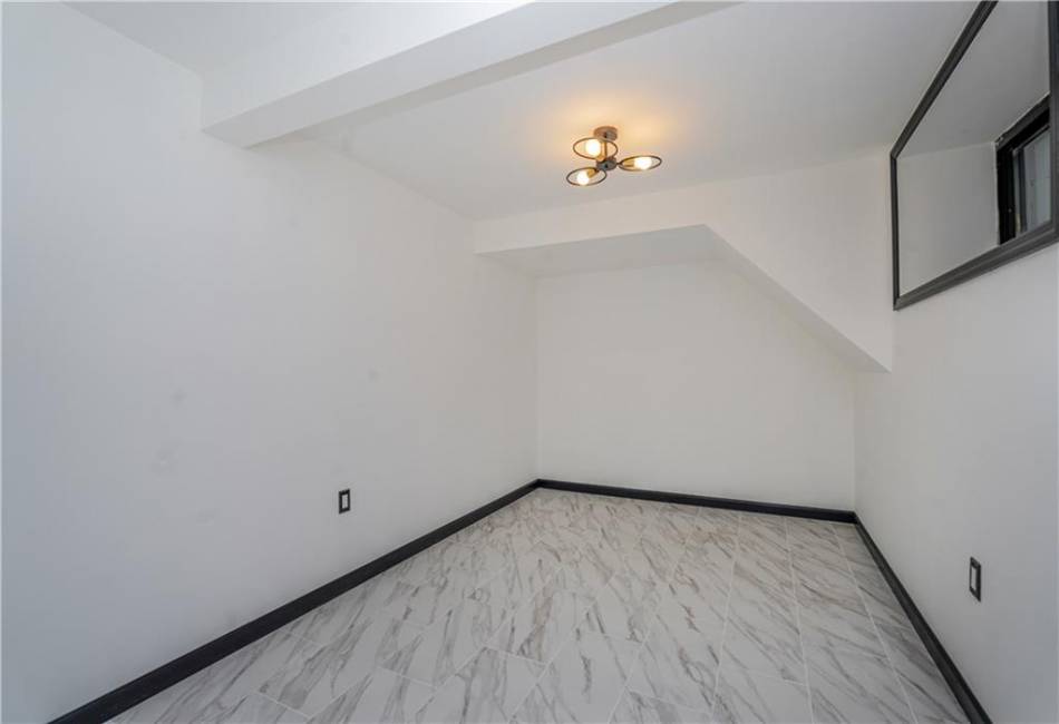 1155 Shore Parkway, Brooklyn, New York 11214, 2 Bedrooms Bedrooms, ,2 BathroomsBathrooms,Residential,For Sale,Shore,487457