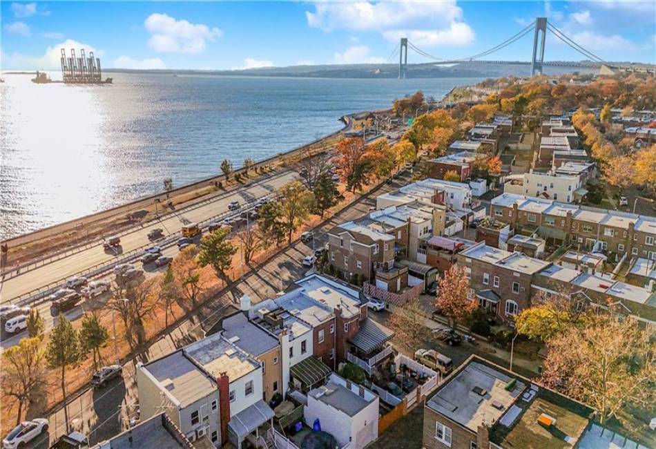 1155 Shore Parkway, Brooklyn, New York 11214, 2 Bedrooms Bedrooms, ,2 BathroomsBathrooms,Residential,For Sale,Shore,487457