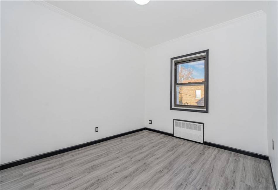 1155 Shore Parkway, Brooklyn, New York 11214, 2 Bedrooms Bedrooms, ,2 BathroomsBathrooms,Residential,For Sale,Shore,487457