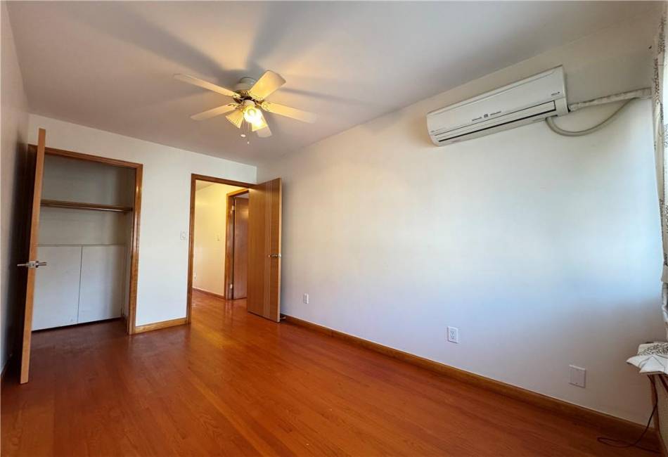 306 Bay 10th Street, Brooklyn, New York 11228, 3 Bedrooms Bedrooms, ,2 BathroomsBathrooms,Residential,For Sale,Bay 10th,487462