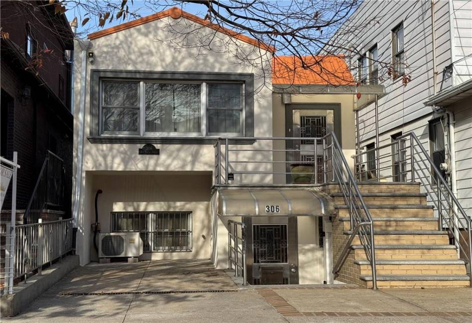 306 Bay 10th Street, Brooklyn, New York 11228, 3 Bedrooms Bedrooms, ,2 BathroomsBathrooms,Residential,For Sale,Bay 10th,487462