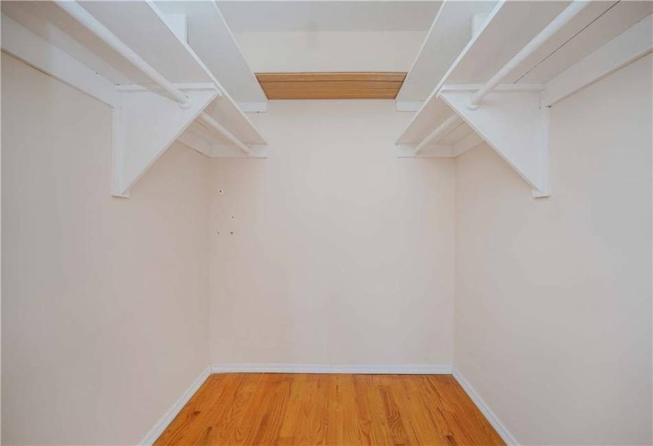 2930 West 5th Street, Brooklyn, New York 11224, 2 Bedrooms Bedrooms, ,1.5 BathroomsBathrooms,Residential,For Sale,West 5th,487463