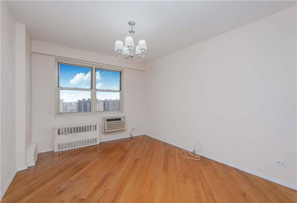 2930 West 5th Street, Brooklyn, New York 11224, 2 Bedrooms Bedrooms, ,1.5 BathroomsBathrooms,Residential,For Sale,West 5th,487463