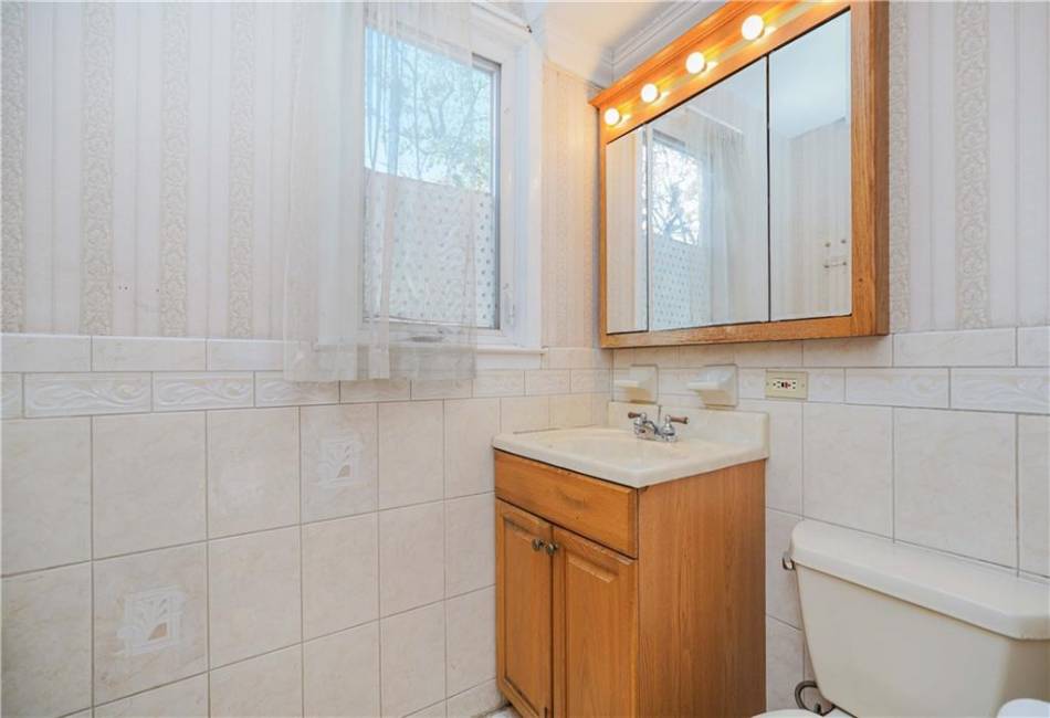 705 Westminster Road, Brooklyn, New York 11230, 4 Bedrooms Bedrooms, ,3 BathroomsBathrooms,Residential,For Sale,Westminster,487466