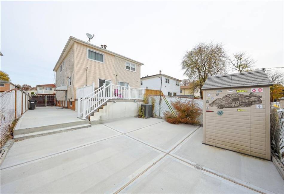 32 Thayer Place, Staten Island, New York 10306, 3 Bedrooms Bedrooms, ,2 BathroomsBathrooms,Residential,For Sale,Thayer,487467