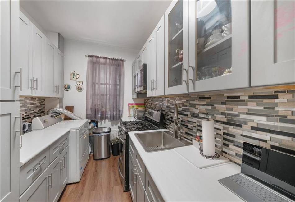 446 Kingston Avenue, Brooklyn, New York 11225, 2 Bedrooms Bedrooms, ,1 BathroomBathrooms,Residential,For Sale,Kingston,487470