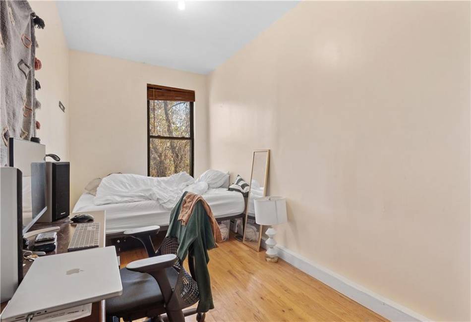 198 Moffat Street, Brooklyn, New York 11207, ,Residential,For Sale,Moffat,487494