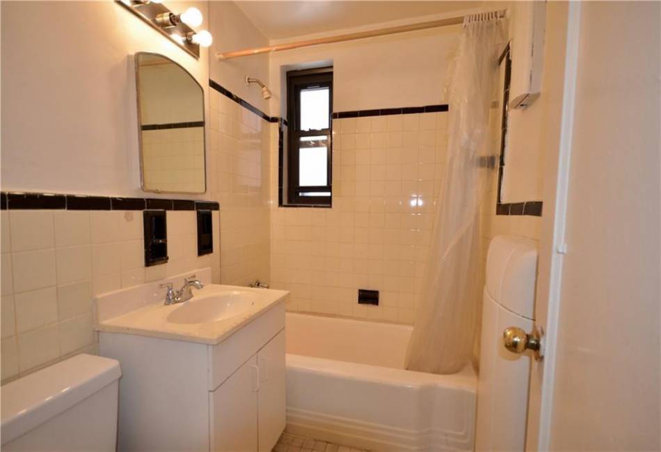 15 Oliver Street, Brooklyn, New York 11209, ,1 BathroomBathrooms,Residential,For Sale,Oliver,470600