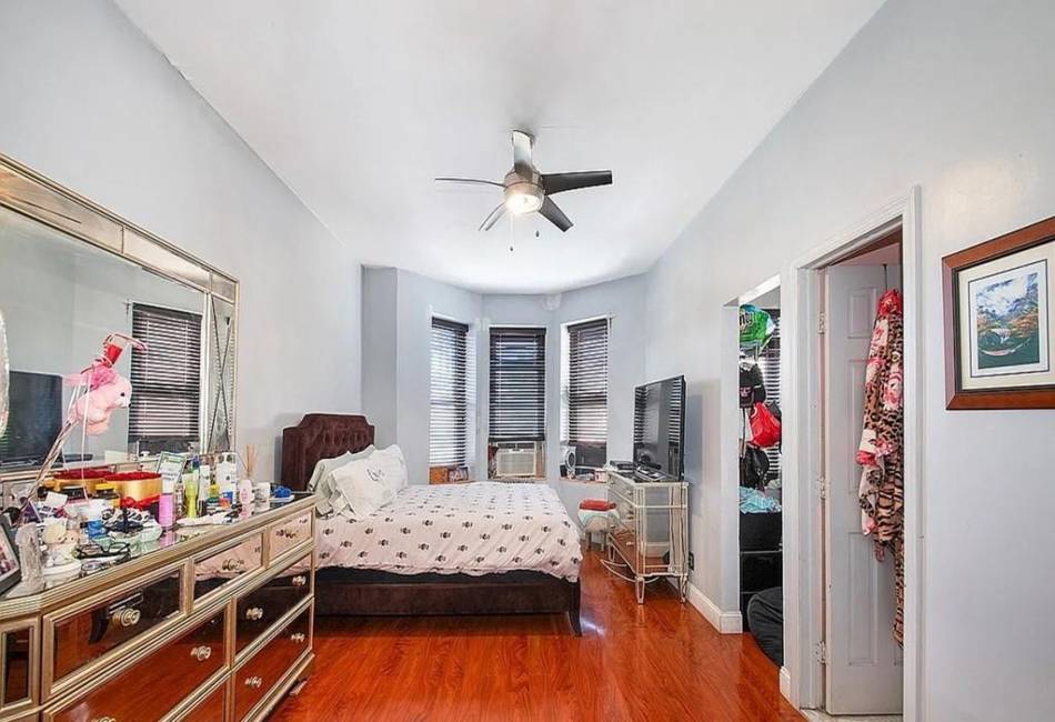 269 51st Street, Brooklyn, New York 11220, 6 Bedrooms Bedrooms, ,4 BathroomsBathrooms,Residential,For Sale,51st,487503