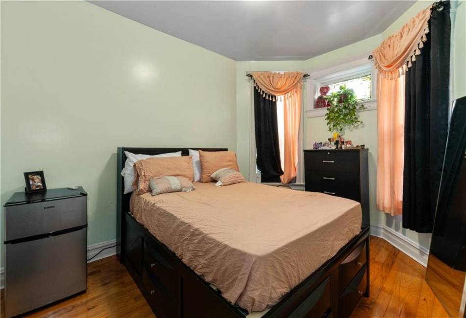 3007 Clarendon Road, Brooklyn, New York 11226, ,Residential,For Sale,Clarendon,487504