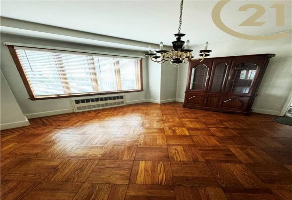 2703 Avenue S, Brooklyn, New York 11229, 2 Bedrooms Bedrooms, ,2.6 BathroomsBathrooms,Residential,For Sale,Avenue S,487509