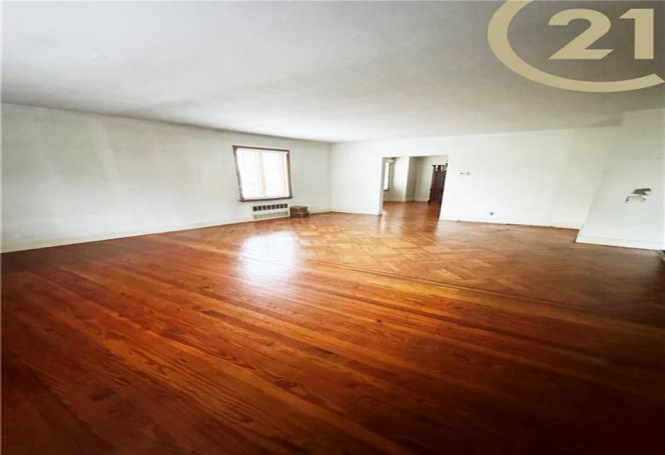 2703 Avenue S, Brooklyn, New York 11229, 2 Bedrooms Bedrooms, ,2.6 BathroomsBathrooms,Residential,For Sale,Avenue S,487509