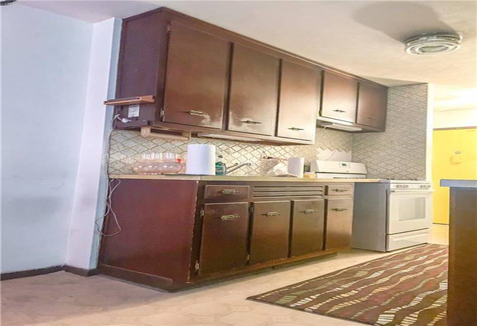 2483 16th Street, Brooklyn, New York 11214, 2 Bedrooms Bedrooms, ,1 BathroomBathrooms,Residential,For Sale,16th,484374
