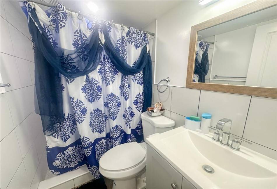 958 Clarkson Avenue, Brooklyn, New York 11203, 3 Bedrooms Bedrooms, ,4 BathroomsBathrooms,Residential,For Sale,Clarkson,487438