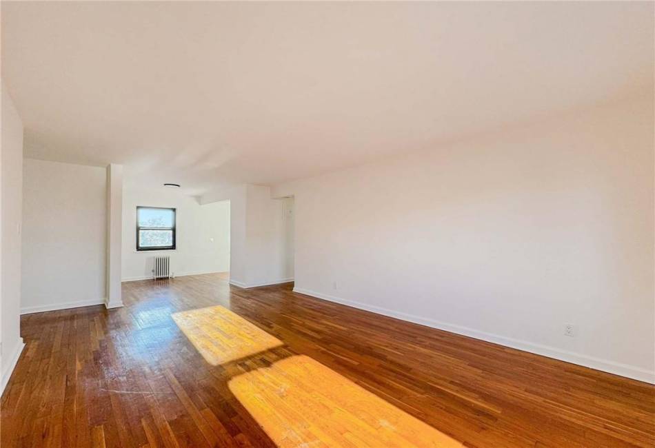 304 Bay 17th, Brooklyn, New York 11214, 1 Bedroom Bedrooms, ,1 BathroomBathrooms,Residential,For Sale,Bay 17th,487533