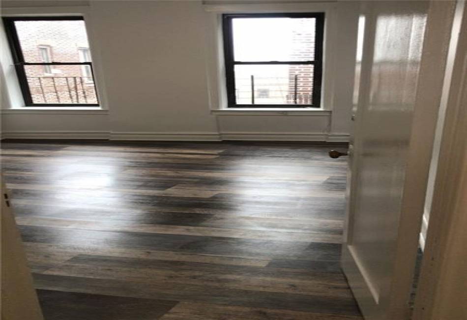 9752 75th Street, Queens, New York 11416, 1 Bedroom Bedrooms, ,1 BathroomBathrooms,Residential,For Sale,75th,487539