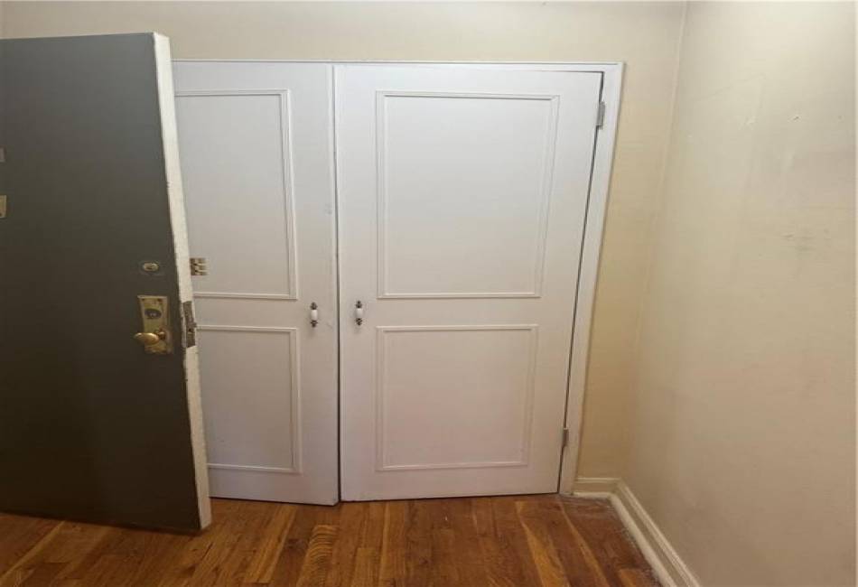 2400 3rd Street, Brooklyn, New York 11223, 2 Bedrooms Bedrooms, ,1 BathroomBathrooms,Rental,For Sale,3rd,487560