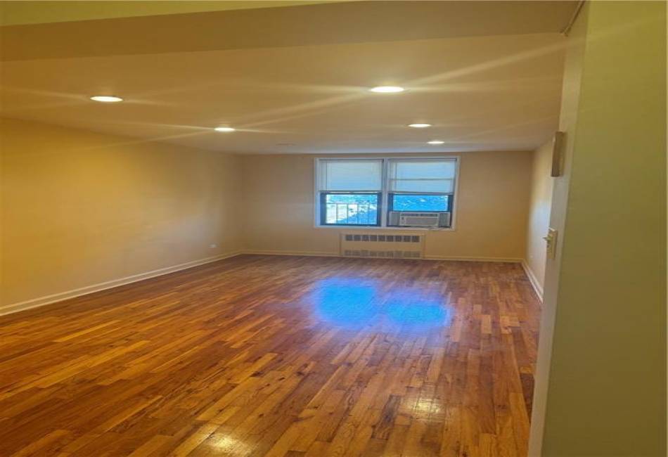 2400 3rd Street, Brooklyn, New York 11223, 2 Bedrooms Bedrooms, ,1 BathroomBathrooms,Rental,For Sale,3rd,487560