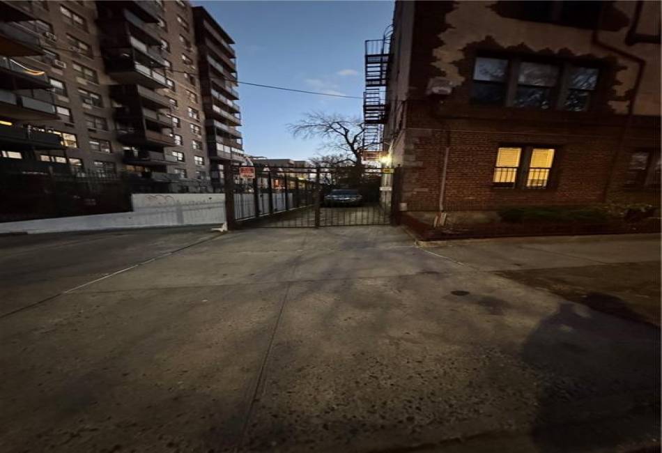 1006 Caton Avenue, Brooklyn, New York 11218, ,14 BathroomsBathrooms,Residential,For Sale,Caton,487569