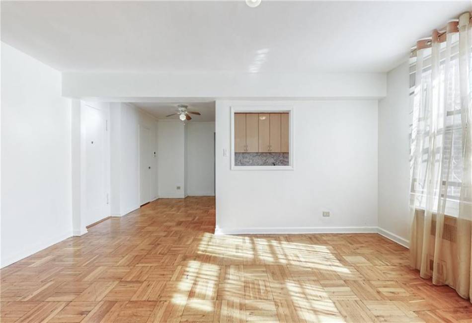 1877 East 12th Street, Brooklyn, New York 11229, 2 Bedrooms Bedrooms, ,1 BathroomBathrooms,Residential,For Sale,East 12th,487575