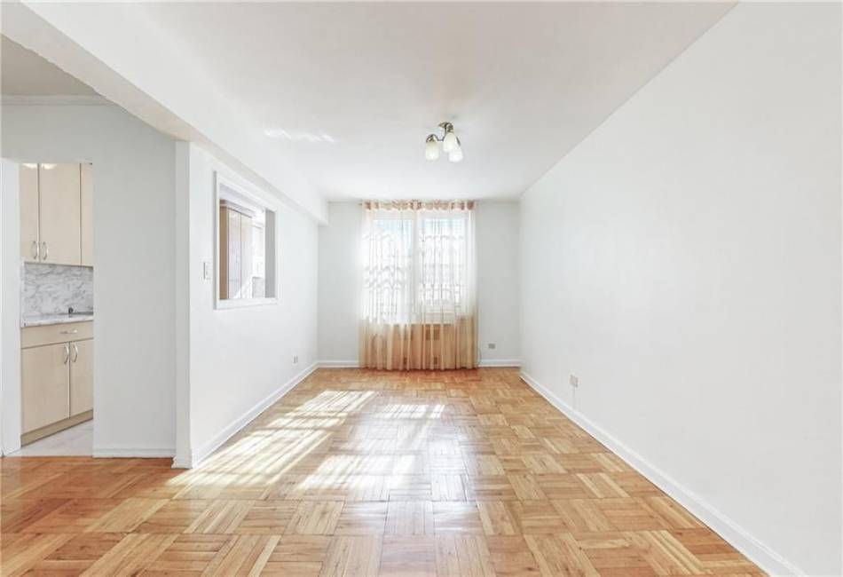 1877 East 12th Street, Brooklyn, New York 11229, 2 Bedrooms Bedrooms, ,1 BathroomBathrooms,Residential,For Sale,East 12th,487575