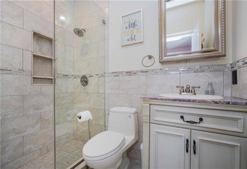 84 Edgegrove Avenue, Staten Island, New York 10312, ,5 BathroomsBathrooms,Residential,For Sale,Edgegrove,487577