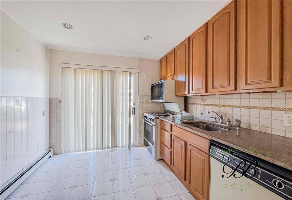 2209 65th Street, Brooklyn, New York 11234, 3 Bedrooms Bedrooms, ,2 BathroomsBathrooms,Residential,For Sale,65th,487519