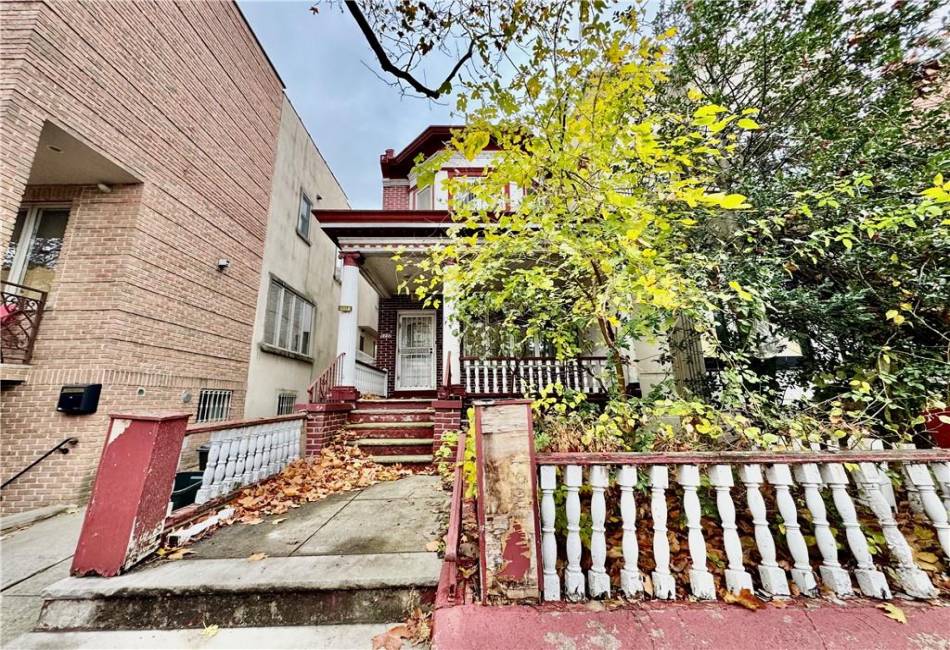 1117 51st Street, Brooklyn, New York 11219, 3 Bedrooms Bedrooms, ,3 BathroomsBathrooms,Residential,For Sale,51st,487610