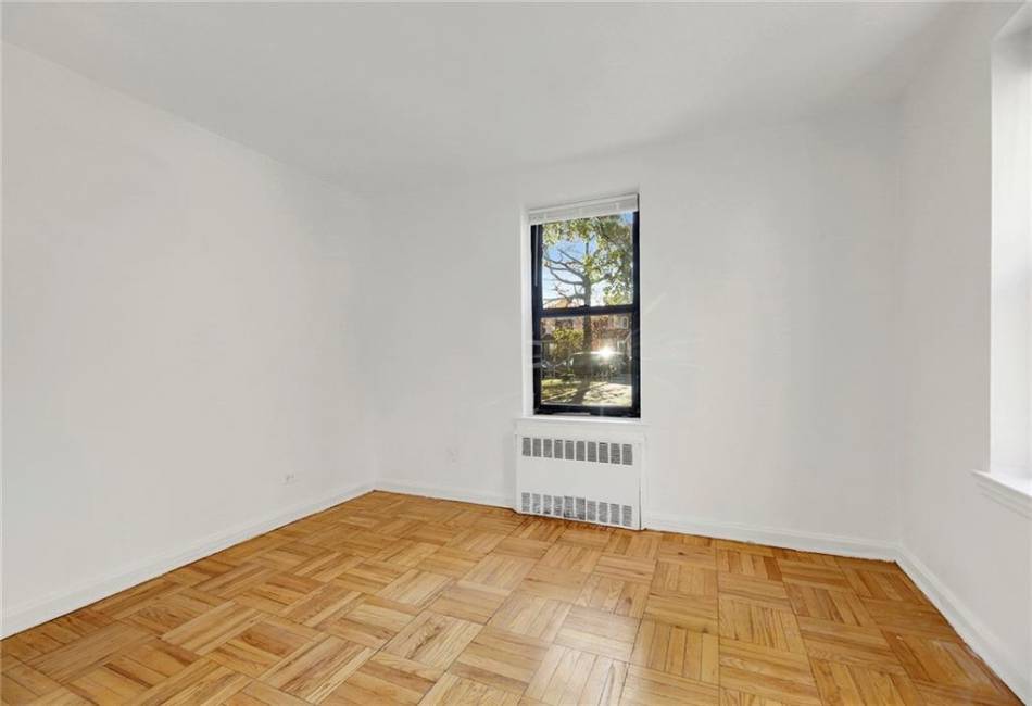 35 Oliver Street, Brooklyn, New York 11209, 1 Bedroom Bedrooms, ,1 BathroomBathrooms,Residential,For Sale,Oliver,487624