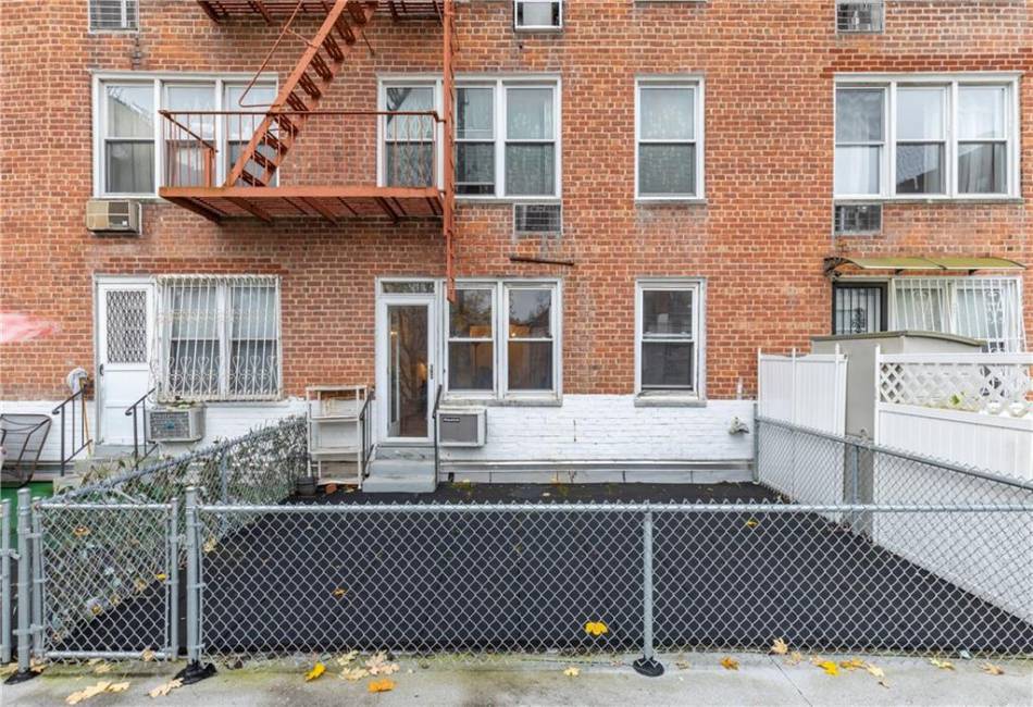 1625 Emmons Avenue, Brooklyn, New York 11235, ,1 BathroomBathrooms,Residential,For Sale,Emmons,487650