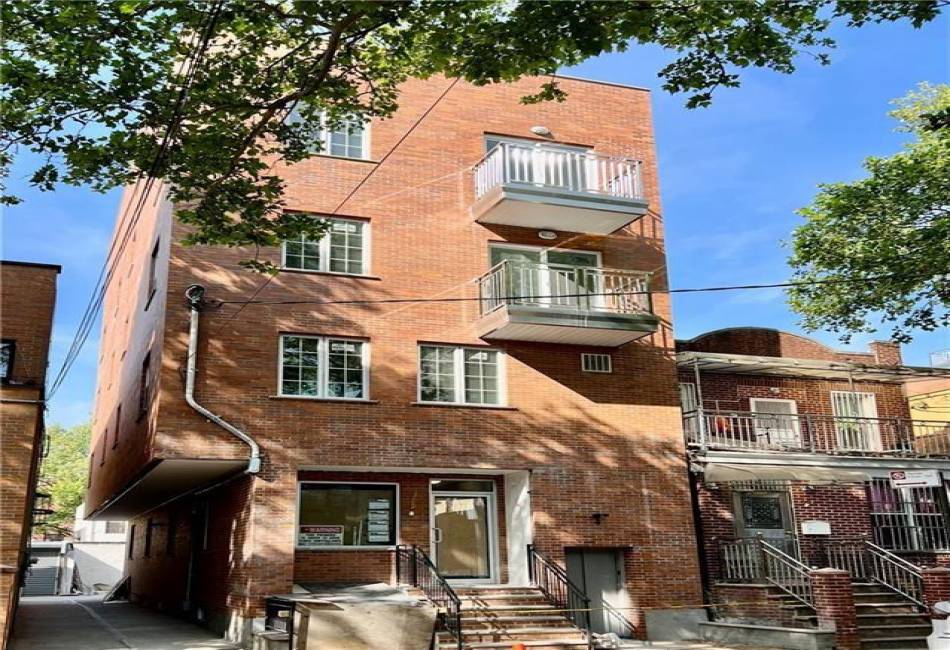 928 57th Street, Brooklyn, New York 11219, 1 Bedroom Bedrooms, ,1 BathroomBathrooms,Residential,For Sale,57th,487654