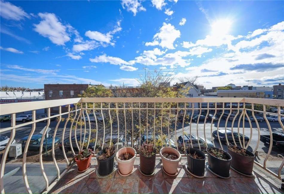 8754 18th Avenue, Brooklyn, New York 11214, 3 Bedrooms Bedrooms, ,2 BathroomsBathrooms,Residential,For Sale,18th,487665