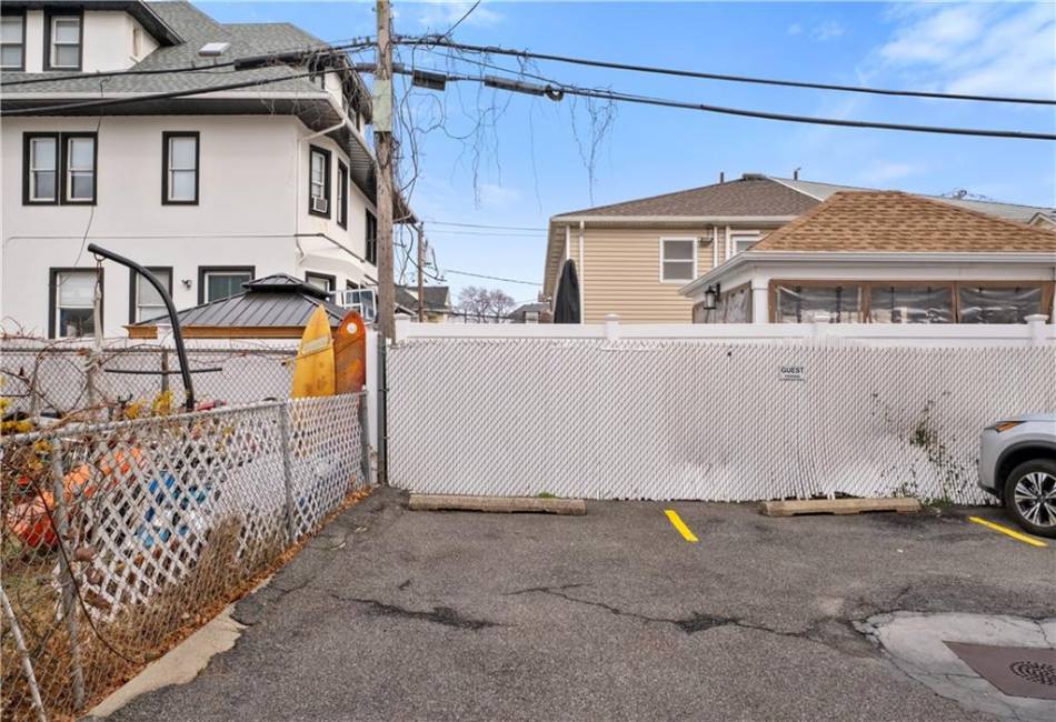 150 Beach 123rd Street, Rockaway Park, New York 11694, 2 Bedrooms Bedrooms, ,2 BathroomsBathrooms,Residential,For Sale,Beach 123rd,487672