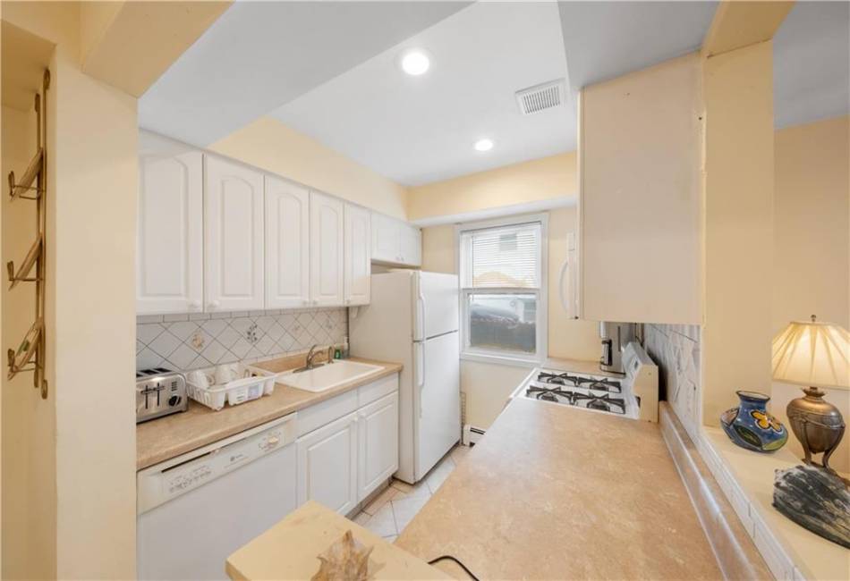 150 Beach 123rd Street, Rockaway Park, New York 11694, 2 Bedrooms Bedrooms, ,2 BathroomsBathrooms,Residential,For Sale,Beach 123rd,487672