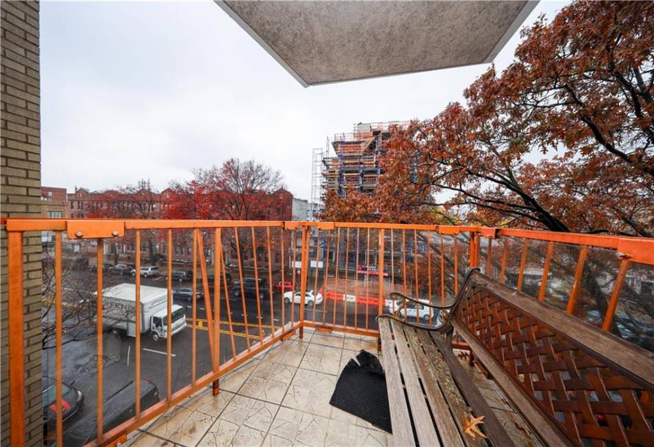 2511 Ocean Avenue, Brooklyn, New York 11229, 2 Bedrooms Bedrooms, ,2 BathroomsBathrooms,Residential,For Sale,Ocean,487687