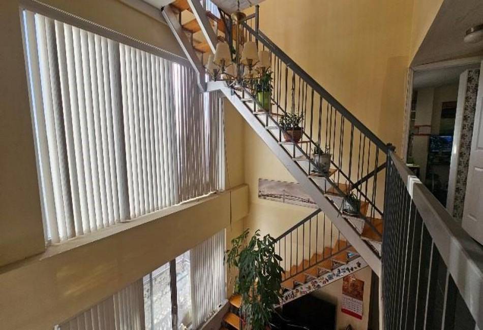 6422 Bay Parkway, Brooklyn, New York 11204, 3 Bedrooms Bedrooms, ,2 BathroomsBathrooms,Residential,For Sale,Bay,487693