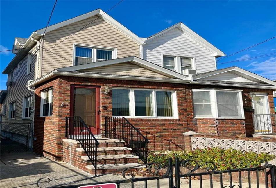 4209 Quentin Road, Brooklyn, New York 11234, 2 Bedrooms Bedrooms, ,1 BathroomBathrooms,Residential,For Sale,Quentin,487694