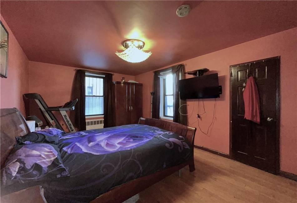 1237 Avenue Z, Brooklyn, New York 11235, 2 Bedrooms Bedrooms, ,1 BathroomBathrooms,Residential,For Sale,Avenue Z,487700