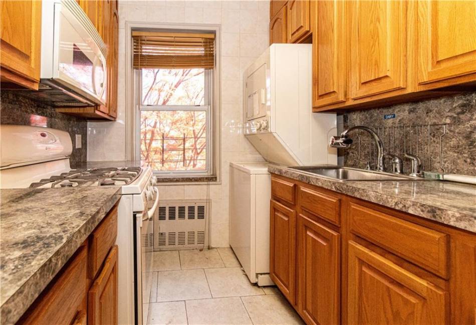 1620 Avenue I, Brooklyn, New York 11230, 3 Bedrooms Bedrooms, ,2 BathroomsBathrooms,Residential,For Sale,Avenue I,487683