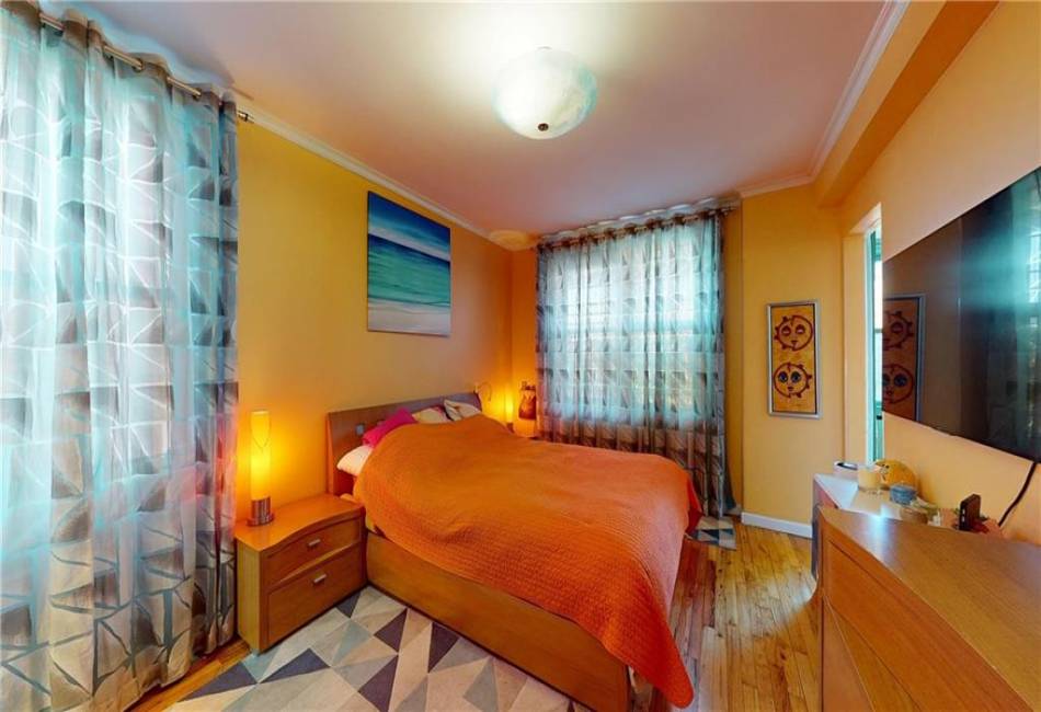 3101 Ocean Parkway, Brooklyn, New York 11235, 2 Bedrooms Bedrooms, ,2 BathroomsBathrooms,Residential,For Sale,Ocean,487785