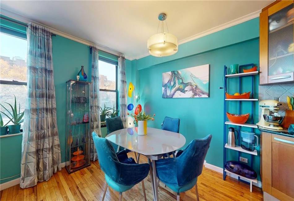 3101 Ocean Parkway, Brooklyn, New York 11235, 2 Bedrooms Bedrooms, ,2 BathroomsBathrooms,Residential,For Sale,Ocean,487785