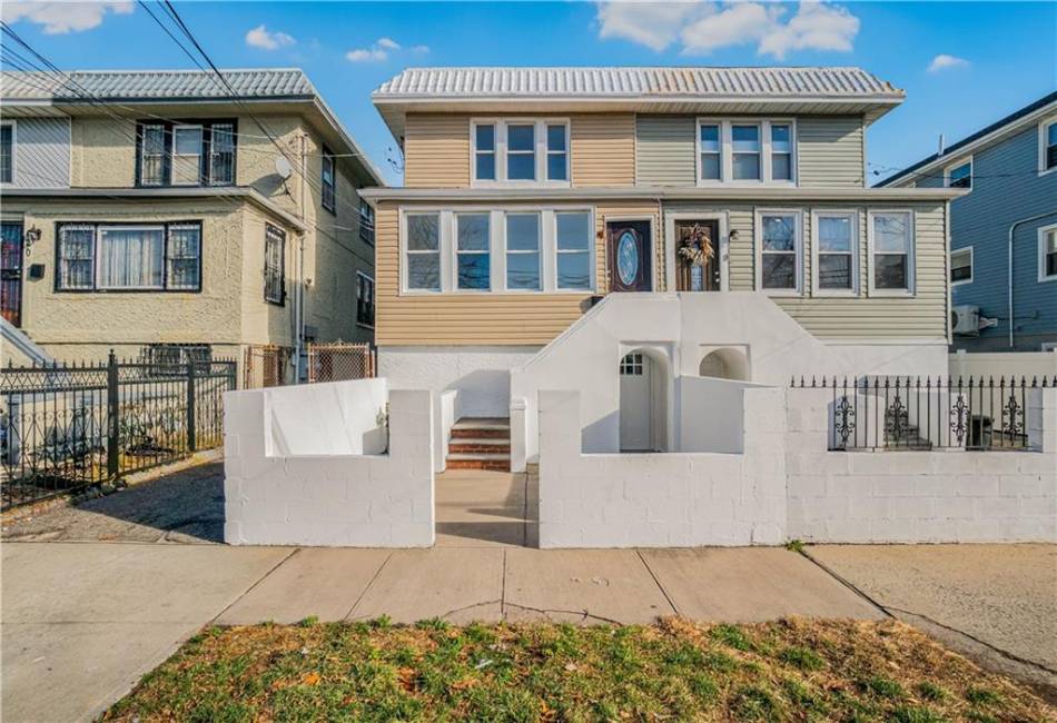 618 Beach 67th Street, Arverne, New York 11691, 4 Bedrooms Bedrooms, ,2 BathroomsBathrooms,Residential,For Sale,Beach 67th,487787