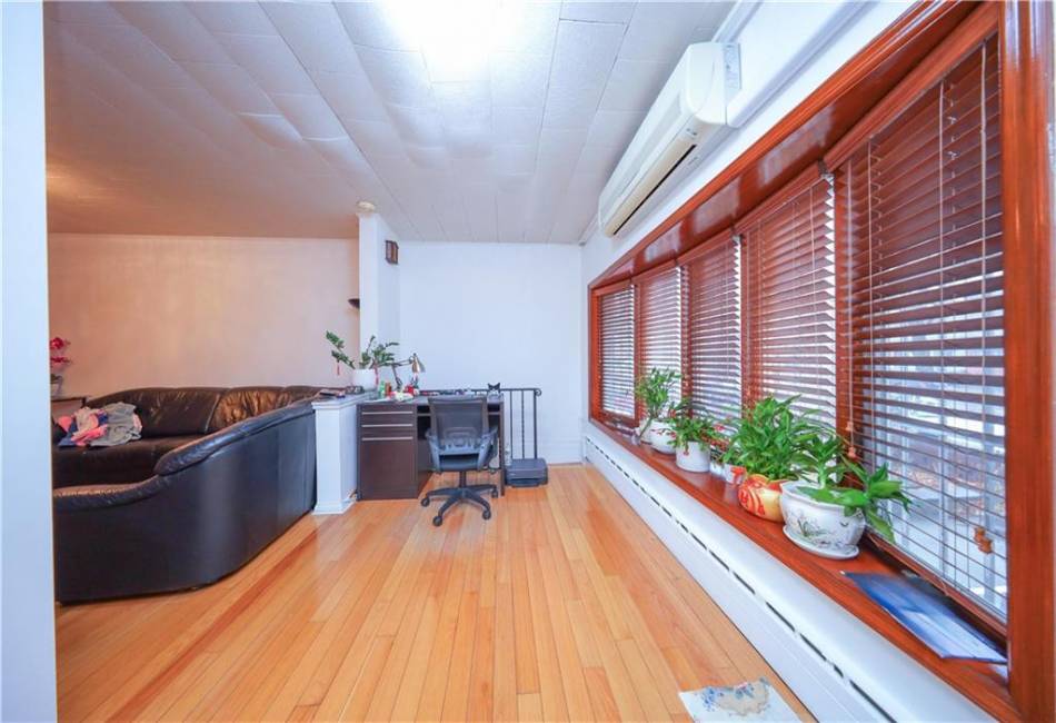 2253 6th Street, Brooklyn, New York 11223, 6 Bedrooms Bedrooms, ,2 BathroomsBathrooms,Residential,For Sale,6th,487794