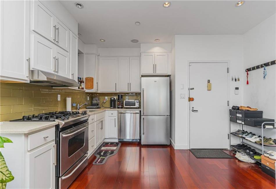 10002 4th Avenue, Brooklyn, New York 11209, 1 Bedroom Bedrooms, ,1 BathroomBathrooms,Residential,For Sale,4th,487797