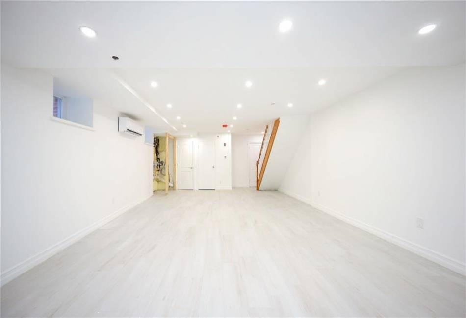 2052 12th Street, Brooklyn, New York 11223, 5 Bedrooms Bedrooms, ,Residential,For Sale,12th,487801