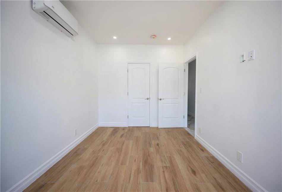 2052 12th Street, Brooklyn, New York 11223, 5 Bedrooms Bedrooms, ,Residential,For Sale,12th,487801