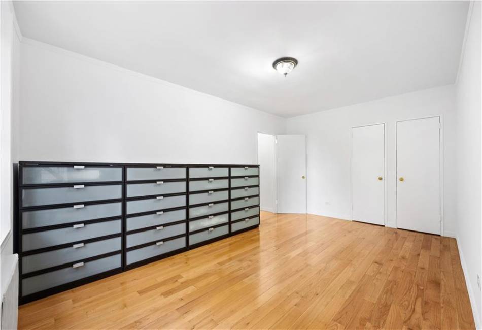 2331 Ocean Avenue, Brooklyn, New York 11229, 1 Bedroom Bedrooms, ,Residential,For Sale,Ocean,487802