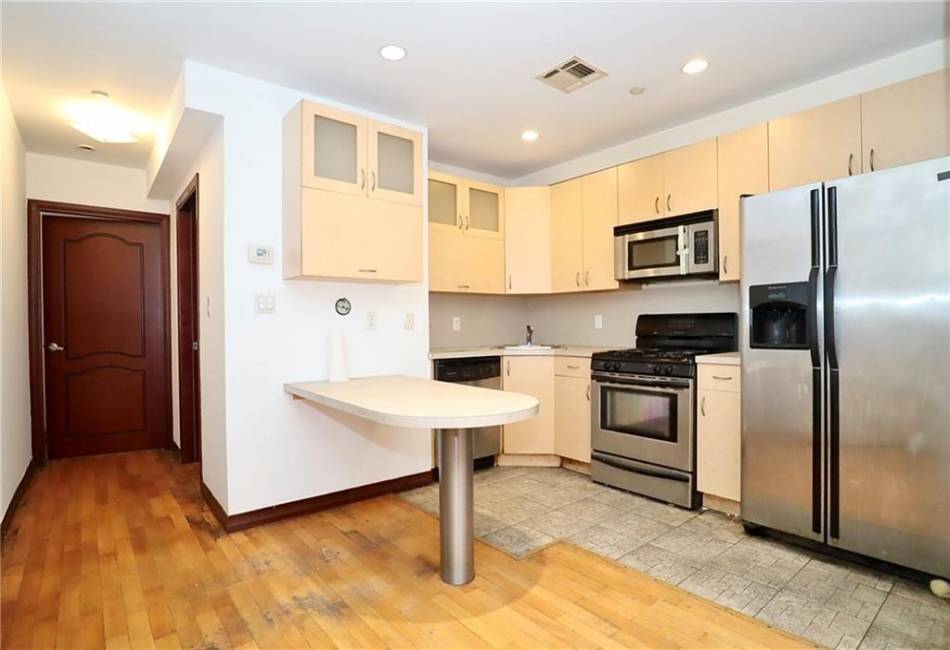 1812 Quentin Road, Brooklyn, New York 11229, 2 Bedrooms Bedrooms, ,2 BathroomsBathrooms,Residential,For Sale,Quentin,487806