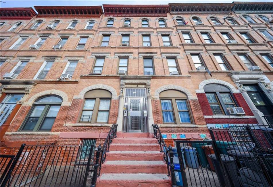 459 42nd Street, Brooklyn, New York 11232, 24 Bedrooms Bedrooms, ,8 BathroomsBathrooms,Residential,For Sale,42nd,487795